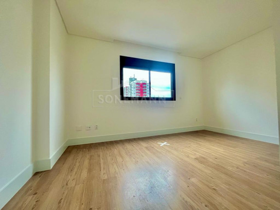 Imagem Apartamento com 2 Quartos à Venda, 72 m² em Kobrasol - São José