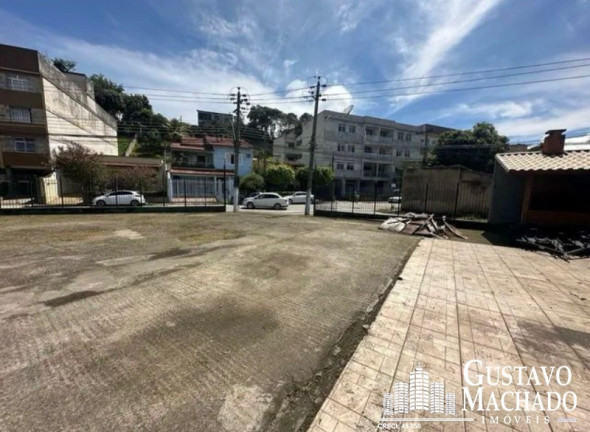 Imagem Terreno à Venda, 900 m² em Vila Mury - Volta Redonda