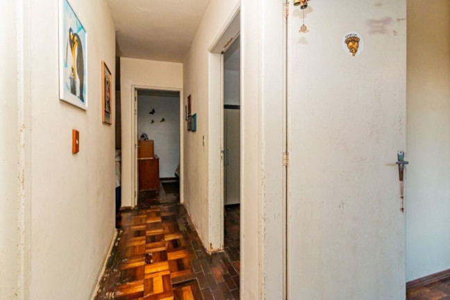 Imagem Imóvel com 4 Quartos à Venda, 74 m² em Petrópolis - Porto Alegre Imagem Imóvel com 4 Quartos à Venda, 74 m² em Petrópolis - Porto Alegre