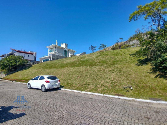 Imagem Terreno à Venda, 720 m² em Trindade - Florianópolis Imagem Terreno à Venda, 720 m² em Trindade - Florianópolis