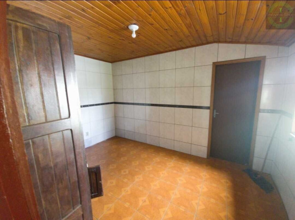 Imagem Casa com 4 Quartos à Venda, 248 m² em Contorno - Ponta Grossa Imagem Casa com 4 Quartos à Venda, 248 m² em Contorno - Ponta Grossa