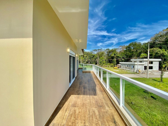 Imagem Sobrado com 4 Quartos à Venda, 205 m² em Condomínio Capitanias - Ubatuba Imagem Sobrado com 4 Quartos à Venda, 205 m² em Condomínio Capitanias - Ubatuba