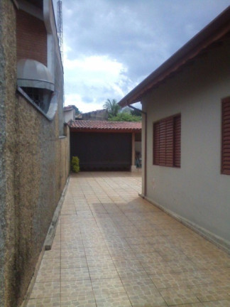 Imagem Casa com 3 Quartos à Venda, em Centro - Mogi Mirim Imagem Casa com 3 Quartos à Venda, em Centro - Mogi Mirim