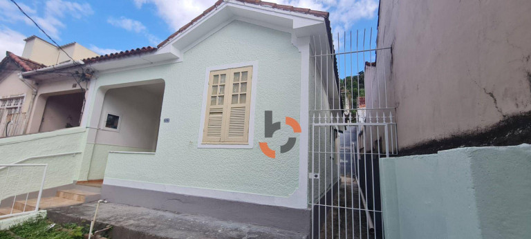Imagem Casa com 2 Quartos à Venda, 92 m² em Caonze - Nova Iguaçu