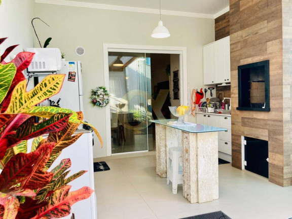 Imagem Casa com 3 Quartos à Venda, 141 m² em Floresta - Joinville