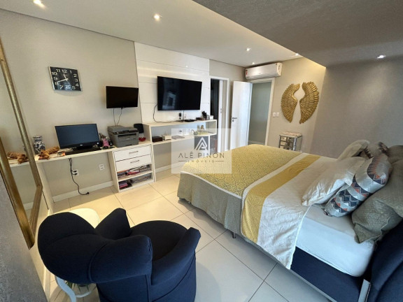 Imagem Imóvel com 4 Quartos à Venda, 250 m² em Umarizal - Belém Imagem Imóvel com 4 Quartos à Venda, 250 m² em Umarizal - Belém