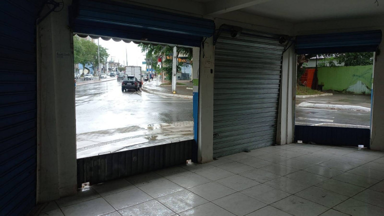 Imagem Sala Comercial à Venda, 300 m² em Centro - Camaçari