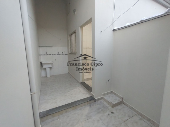 Imagem Kitnet com 6 Quartos à Venda, 210 m² em Vila Eliana Maria - Vila Molica - Guaratinguetá Imagem Kitnet com 6 Quartos à Venda, 210 m² em Vila Eliana Maria - Vila Molica - Guaratinguetá