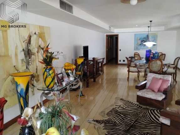 Imagem Imóvel com 4 Quartos à Venda, 450 m² em Icaraí - Niterói Imagem Imóvel com 4 Quartos à Venda, 450 m² em Icaraí - Niterói