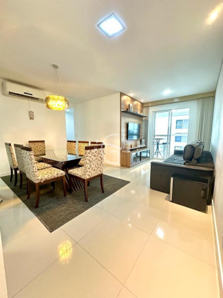 Apartamento com 3 Quartos à Venda, 94 m² em Saguaçu - Joinville