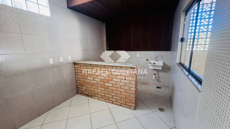 Imagem Casa com 2 Quartos para Alugar, 199 m² em Sambaqui - Florianópolis