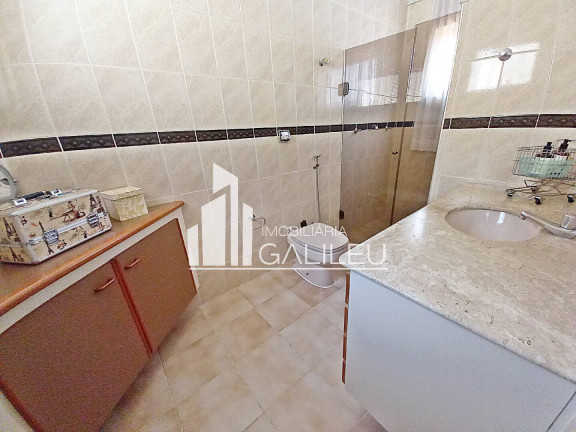 Imagem Casa com 3 Quartos à Venda, 248 m² em Jardim Flamboyant - Campinas Imagem Casa com 3 Quartos à Venda, 248 m² em Jardim Flamboyant - Campinas