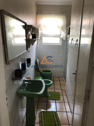 Imagem Casa com 7 Quartos à Venda, 198 m² em Centro - Balneário Piçarras Imagem Casa com 7 Quartos à Venda, 198 m² em Centro - Balneário Piçarras