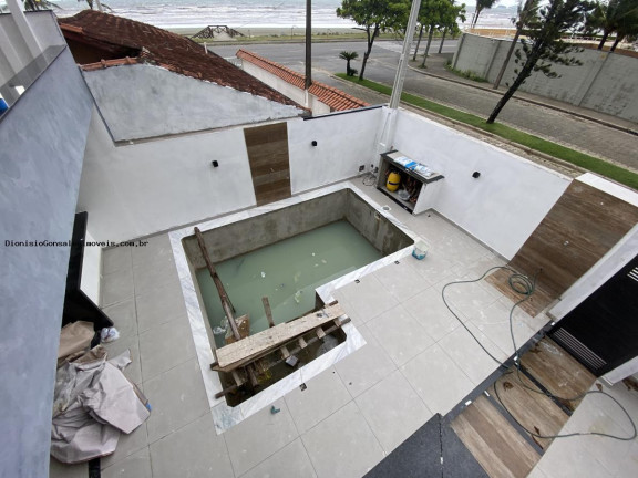 Imagem Casa com 4 Quartos à Venda, 253 m² em Cidade Nova Peruíbe - Peruíbe Imagem Casa com 4 Quartos à Venda, 253 m² em Cidade Nova Peruíbe - Peruíbe