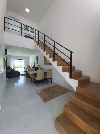 Imagem Sobrado com 3 Quartos à Venda, 129 m² em Itacolomi - Piçarras Imagem Sobrado com 3 Quartos à Venda, 129 m² em Itacolomi - Piçarras