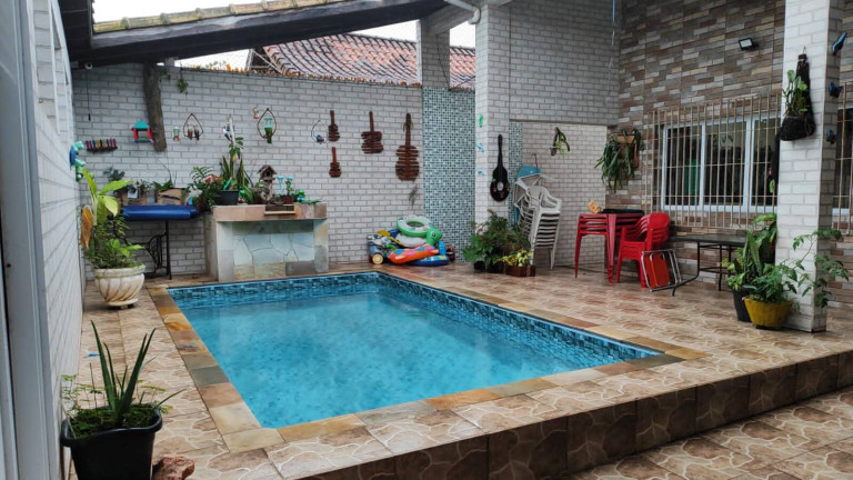 Imagem Casa com 2 Quartos à Venda, 260 m² em Mirim - Praia Grande Imagem Casa com 2 Quartos à Venda, 260 m² em Mirim - Praia Grande