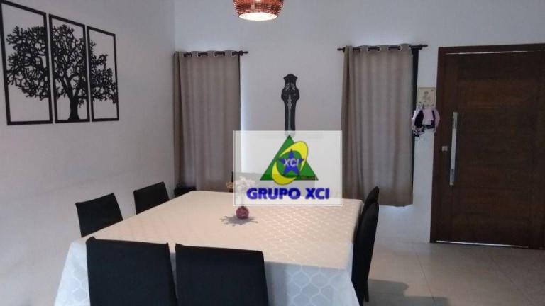 Imagem Casa com 3 Quartos à Venda, 300 m² em Centro - Vinhedo Imagem Casa com 3 Quartos à Venda, 300 m² em Centro - Vinhedo