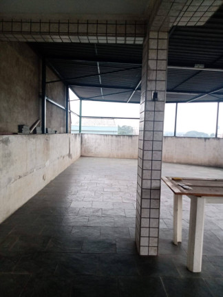 Imagem Casa com 2 Quartos para Alugar, 205 m² em Taboão - Diadema