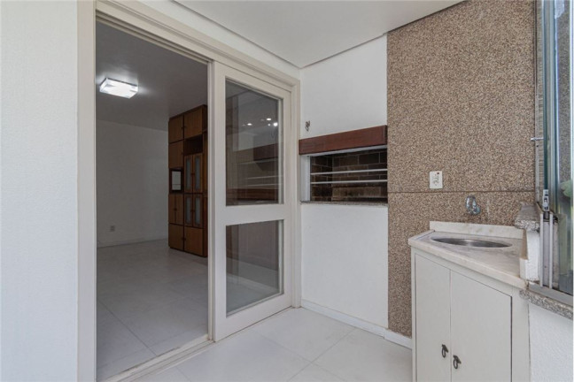 Imagem Apartamento com 2 Quartos à Venda, 66 m² em Cavalhada - Porto Alegre Imagem Apartamento com 2 Quartos à Venda, 66 m² em Cavalhada - Porto Alegre