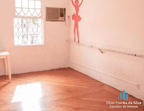 Imagem Casa com 3 Quartos à Venda, 240 m² em Gonzaga - Santos Imagem Casa com 3 Quartos à Venda, 240 m² em Gonzaga - Santos