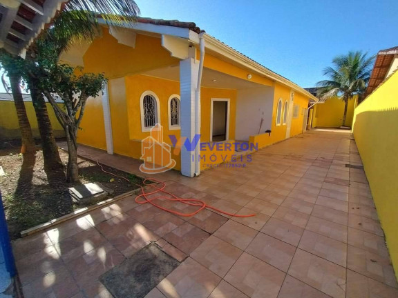 Imagem Casa com 3 Quartos à Venda, em Itaguai - Mongaguá Imagem Casa com 3 Quartos à Venda, em Itaguai - Mongaguá