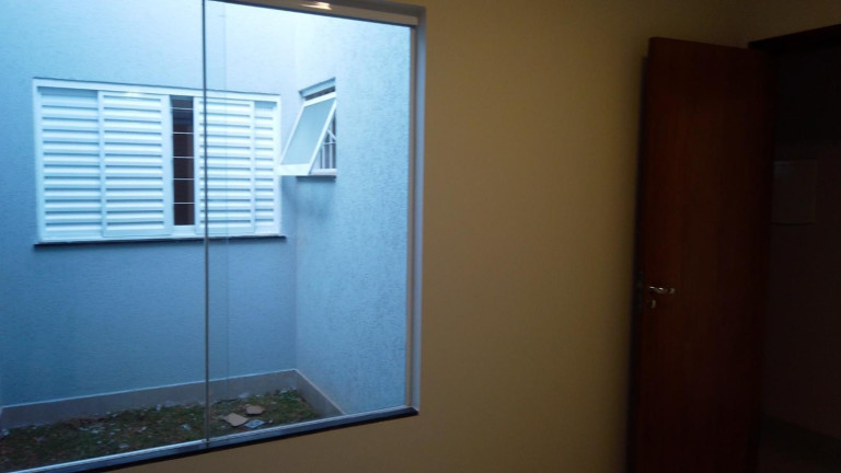 Imagem Casa de Condomínio com 2 Quartos à Venda, 80 m² em Vila Carlota - Campo Grande
