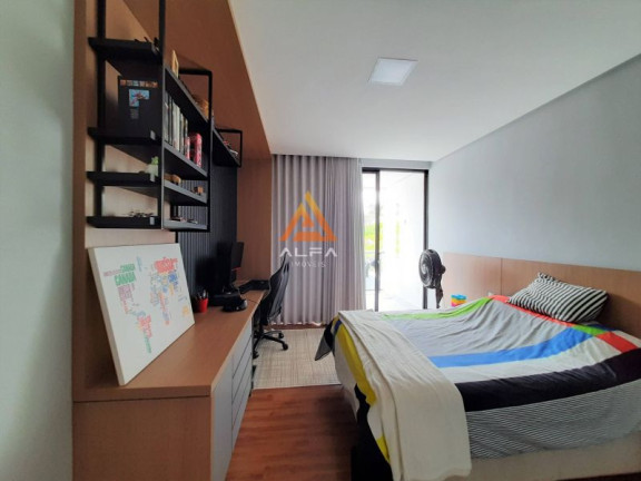 Imagem Casa de Condomínio com 3 Quartos à Venda, 300 m² Imagem Casa de Condomínio com 3 Quartos à Venda, 300 m²