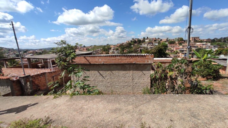 Casa com 2 Quartos à Venda, 50 m² em Rosaneves - Ribeirão Das Neves