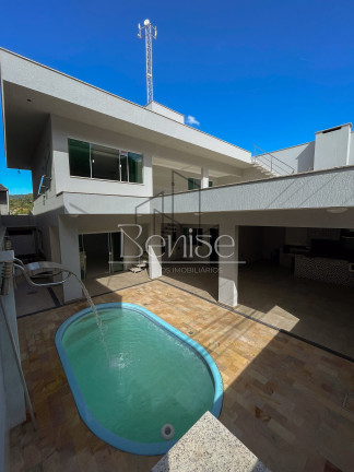 Imagem Casa com 4 Quartos à Venda, 320 m² em Cedro - Camboriú