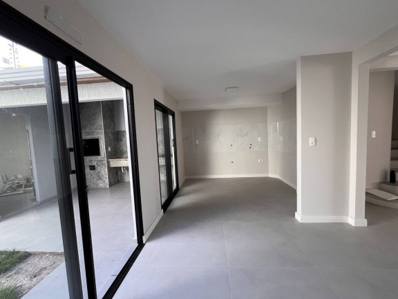 Imagem Sobrado com 3 Quartos à Venda, 136 m² em Cascavel