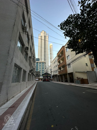 Imagem Apartamento com 2 Quartos à Venda, 60 m² em Centro - Balneário Camboriú