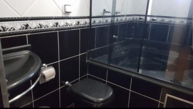 Imagem Sobrado com 5 Quartos à Venda, 300 m² em Jardim Presidente Dutra - Guarulhos