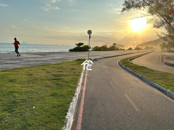 Imagem Terreno à Venda, 1.235 m² em Piratininga - Niterói Imagem Terreno à Venda, 1.235 m² em Piratininga - Niterói