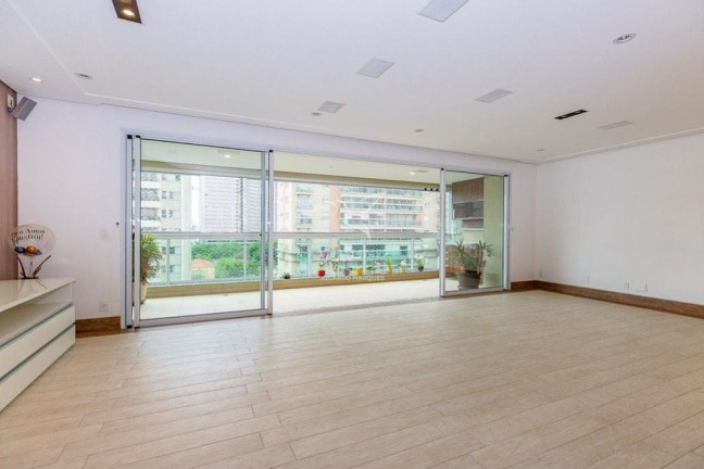 Apartamento com 3 Quartos à Venda, 183 m² em Brooklin Paulista - São Paulo