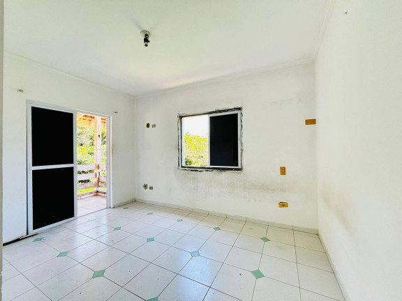 Imagem Casa com 4 Quartos à Venda, 321 m² em Guaiúba - Guarujá Imagem Casa com 4 Quartos à Venda, 321 m² em Guaiúba - Guarujá