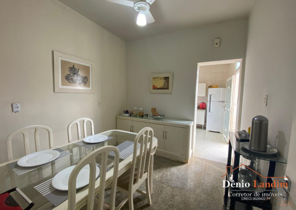 Imagem Casa com 3 Quartos à Venda, 220 m² em Jardim São Luiz - Montes Claros Imagem Casa com 3 Quartos à Venda, 220 m² em Jardim São Luiz - Montes Claros
