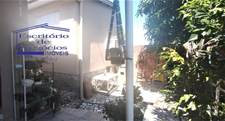 Imagem Casa com 3 Quartos à Venda, 350 m² em Ipanema - Porto Alegre Imagem Casa com 3 Quartos à Venda, 350 m² em Ipanema - Porto Alegre