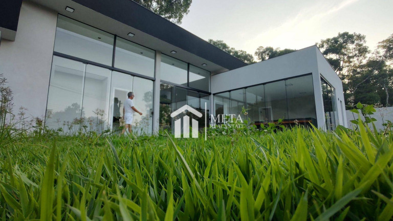 Imagem Imóvel com 3 Quartos à Venda, 208 m² em Serra Da Cantareira - Mairiporã