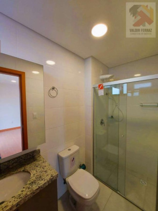 Imagem Apartamento com 2 Quartos para Alugar, 61 m² em Coqueiros - Florianópolis