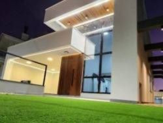 Imagem Casa com 3 Quartos à Venda, 202 m² em Cidade Universitária Pedra Branca - Palhoça