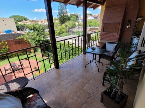 Imagem Casa com 3 Quartos à Venda, 287 m² em Tristeza - Porto Alegre Imagem Casa com 3 Quartos à Venda, 287 m² em Tristeza - Porto Alegre