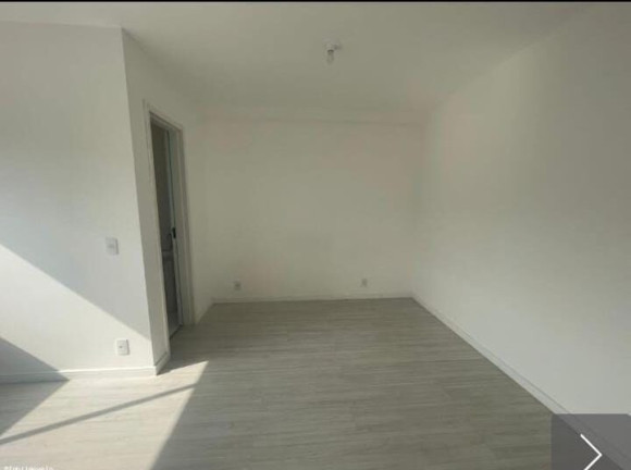 Imagem Imóvel com 1 Quarto para Alugar, 27 m² em Botujuru - Mogi Das Cruzes