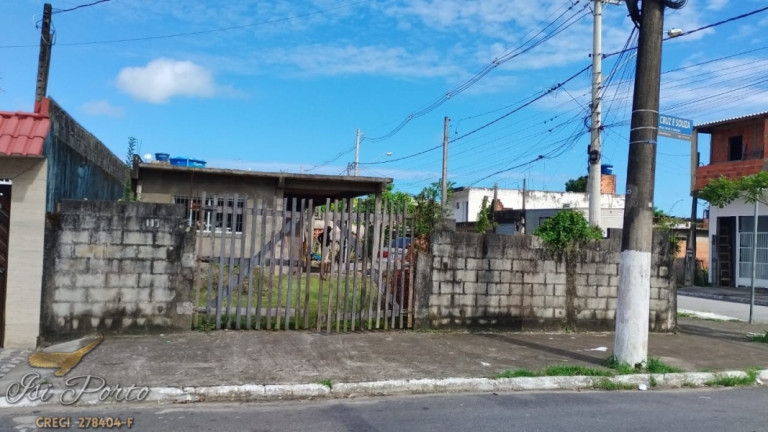 Terreno à Venda,  em 21 - Praia Grande 
