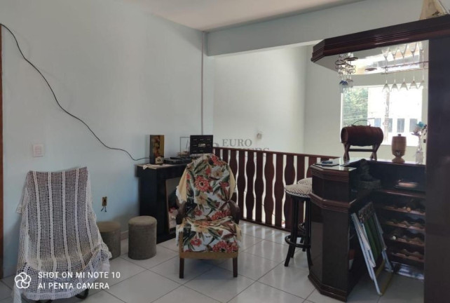 Imagem Casa com 5 Quartos à Venda, 295 m² em Nova Esperança - Balneário Camboriú