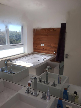 Imagem Casa com 4 Quartos à Venda, 330 m² em Alphaville - Santana De Parnaíba