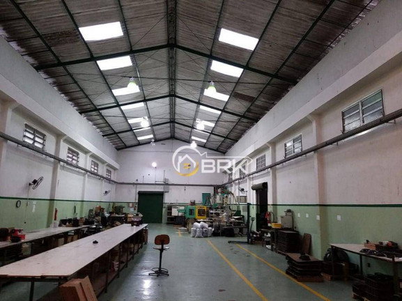 Galpão à Venda, 1.000 m² em Vila Invernada - São Paulo