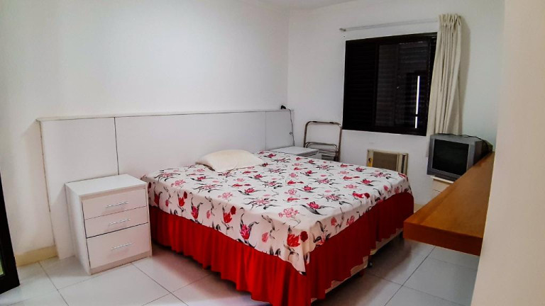 Imagem Apartamento com 4 Quartos à Venda, 190 m² em Pitangueiras - Guarujá Imagem Apartamento com 4 Quartos à Venda, 190 m² em Pitangueiras - Guarujá