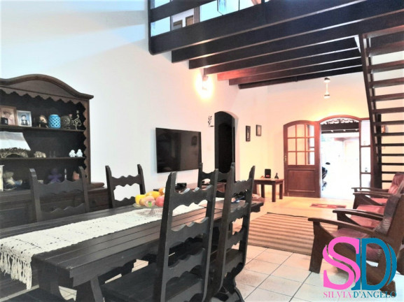 Imagem Casa com 5 Quartos à Venda, 270 m² em Barra Da Lagoa - Ubatuba