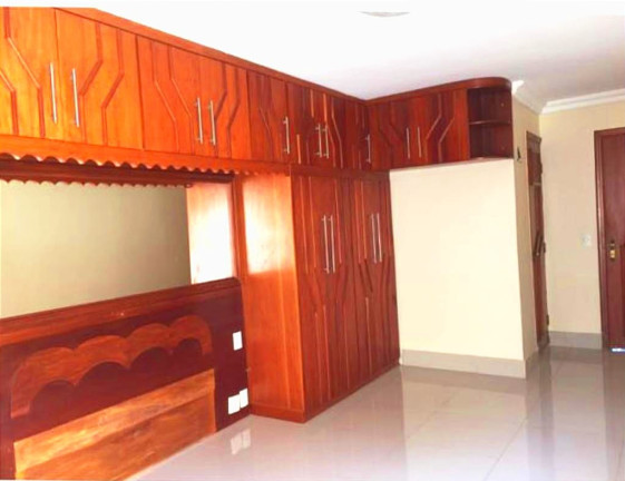 Imagem Imóvel com 4 Quartos à Venda, 110 m² em Asa Norte - Brasília Imagem Imóvel com 4 Quartos à Venda, 110 m² em Asa Norte - Brasília