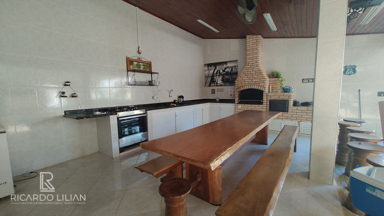 Imagem Sobrado com 3 Quartos à Venda, 310 m² em Mantiqueira - Mairiporã Imagem Sobrado com 3 Quartos à Venda, 310 m² em Mantiqueira - Mairiporã